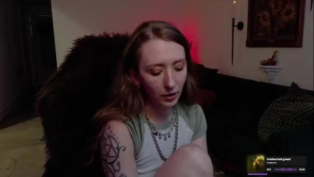Image 4 of adalinarae Stream on Chaturbate on 5 days ago