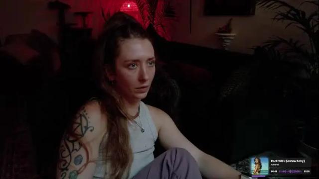 Image 10 of adalinarae Stream on Chaturbate on 4 months ago