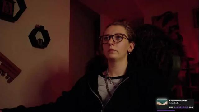 Image 2 of adalinarae Stream on Chaturbate on 4 months ago