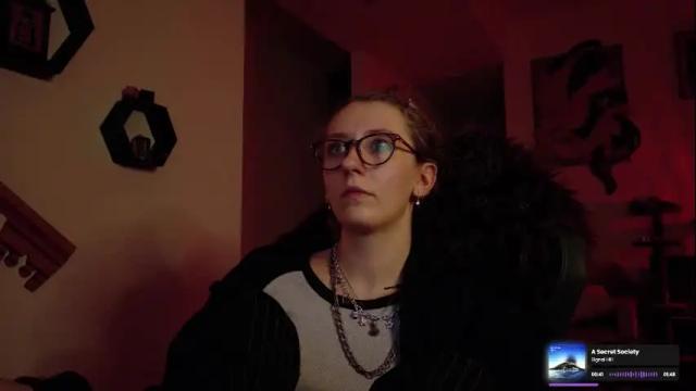 Image 6 of adalinarae Stream on Chaturbate on 4 months ago