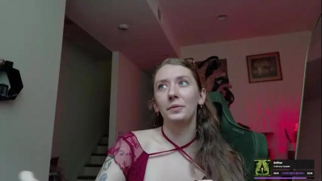 Image 10 of adalinarae Stream on Chaturbate on 4 months ago