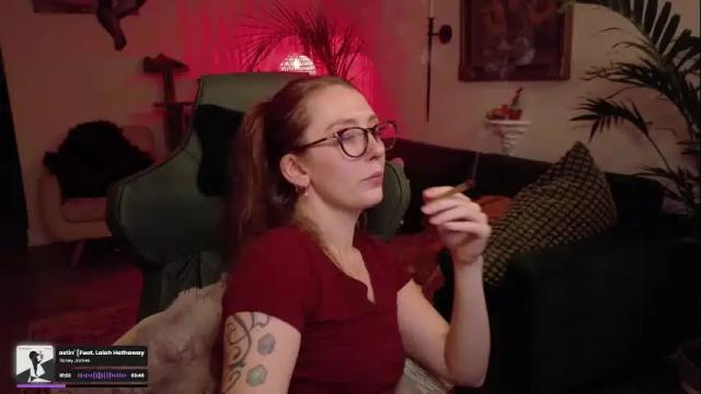 Image 2 of adalinarae Stream on Chaturbate on 3 months ago