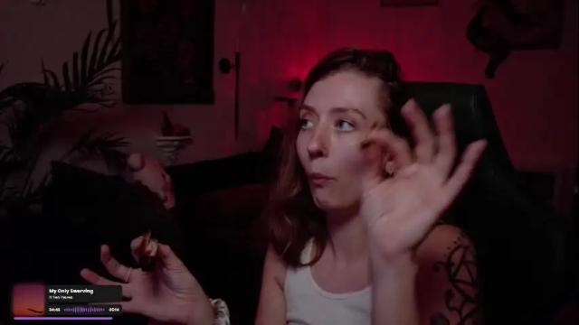 Image 2 of adalinarae Stream on Chaturbate on 2 months ago