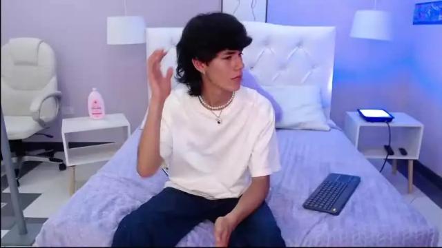 Image 4 of adalinayarion_gh Stream on Chaturbate on 14 months ago