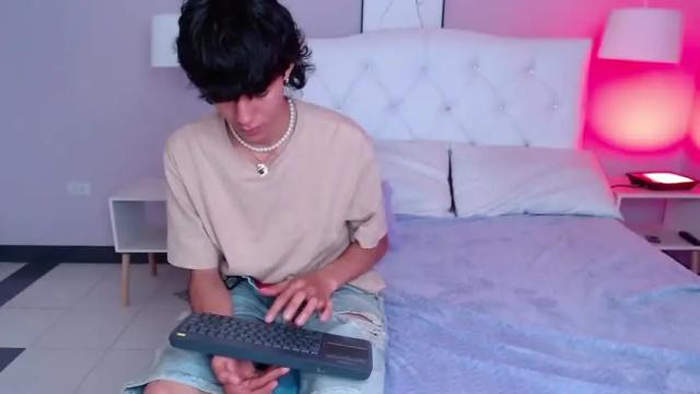 Image 10 of adalinayarion_gh Stream on Chaturbate on 14 months ago