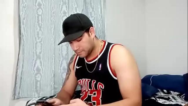 Image 10 of adan_and_eva_27 Stream on Chaturbate on 3 months ago