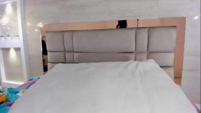Image 7 of adara_scot Stream on Chaturbate on 1 month ago