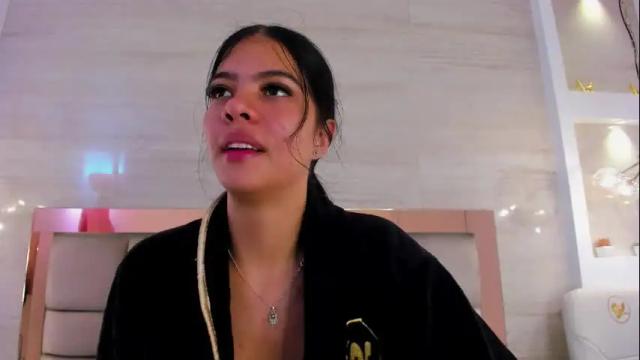 Image 2 of adara_scot Stream on Chaturbate on 1 month ago