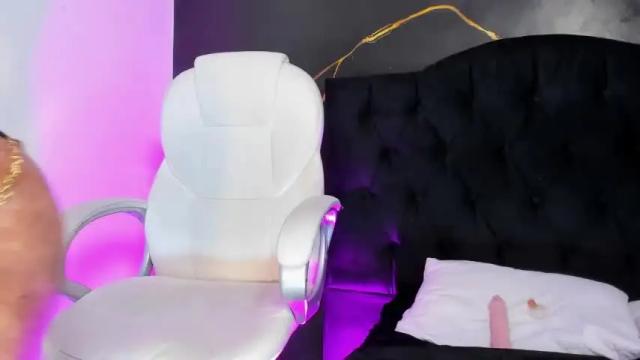 Image 8 of adara_smith3 Stream on Chaturbate on 23 months ago