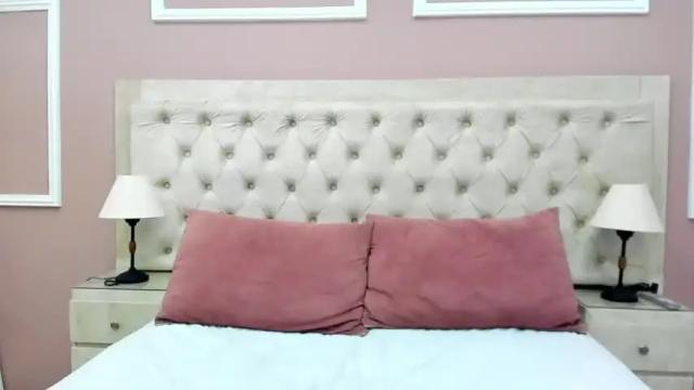 Image 2 of adarussell Stream on Chaturbate on 12 months ago