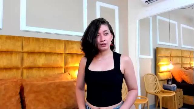 Image 12 of adarussell Stream on Chaturbate on 9 days ago