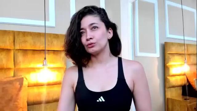 Image 4 of adarussell Stream on Chaturbate on 8 days ago