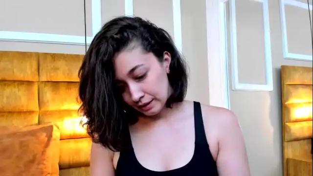 Image 8 of adarussell Stream on Chaturbate on 8 days ago