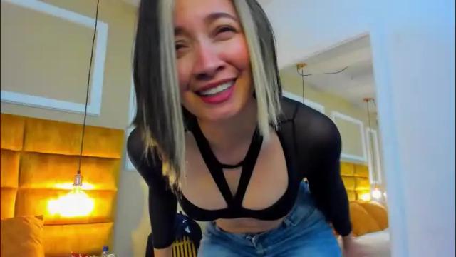 Image 11 of adarussell Stream on Chaturbate on 1 month ago