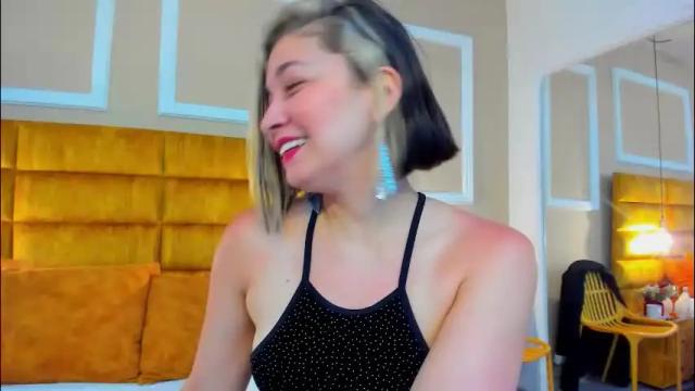 Image 4 of adarussell Stream on Chaturbate on 1 month ago