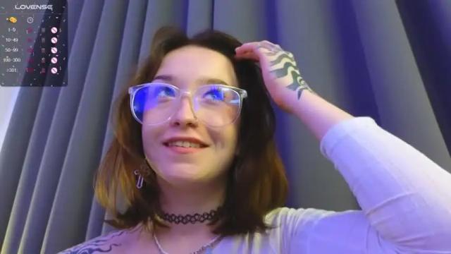 Image 6 of adawang_19 Stream on Chaturbate on 21 months ago