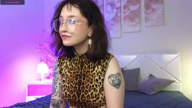 Image 6 of adawang_19 Stream on Chaturbate on 20 months ago