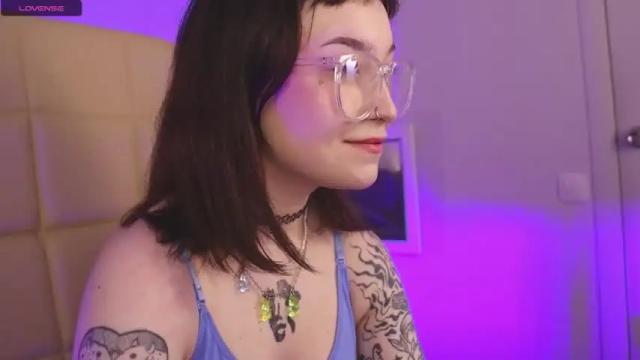 Image 10 of adawang_19 Stream on Chaturbate on 20 months ago