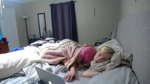 Image 10 of addibabeee Stream on Chaturbate on 11 months ago