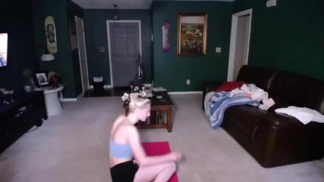 Image 8 of addibabeee Stream on Chaturbate on 19 months ago