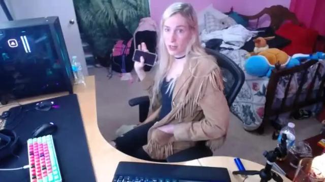 Image 1 of addibabeee Stream on Chaturbate on 9 months ago