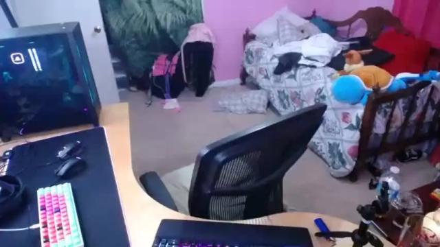 Image 3 of addibabeee Stream on Chaturbate on 18 months ago