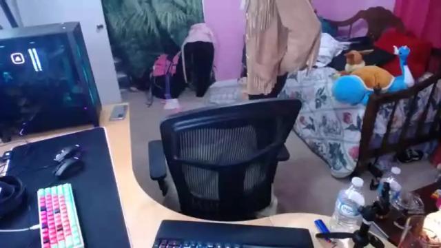 Image 6 of addibabeee Stream on Chaturbate on 18 months ago