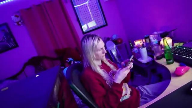 Image 11 of addibabeee Stream on Chaturbate on 17 months ago