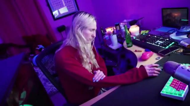 Image 12 of addibabeee Stream on Chaturbate on 17 months ago
