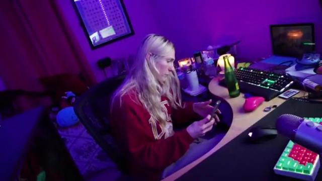 Image 7 of addibabeee Stream on Chaturbate on 17 months ago