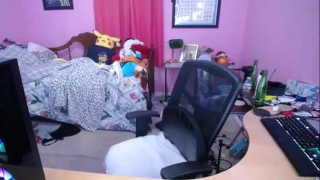 Image 11 of addibabeee Stream on Chaturbate on 16 months ago