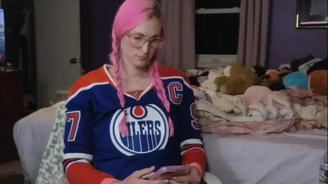 Image 6 of addibabeee Stream on Chaturbate on 16 days ago
