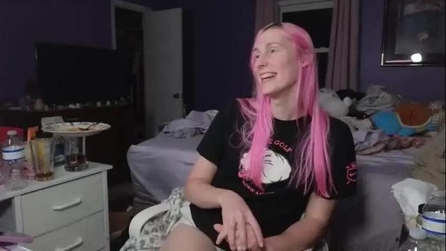 Image 3 of addibabeee Stream on Chaturbate on 11 days ago