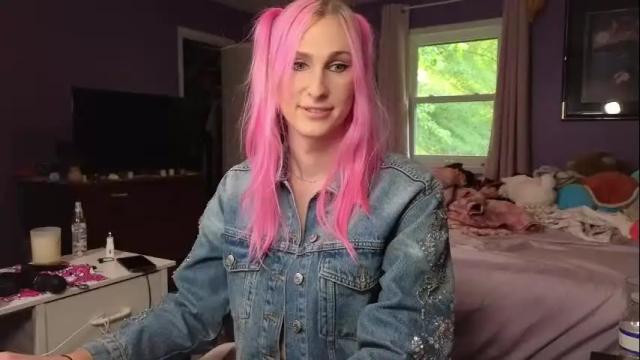 Image 2 of addibabeee Stream on Chaturbate on 5 days ago