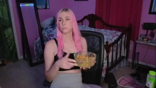 Image 4 of addibabeee Stream on Chaturbate on 28 days ago