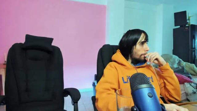 Image 2 of addictcouple2001 Stream on Chaturbate on 13 months ago