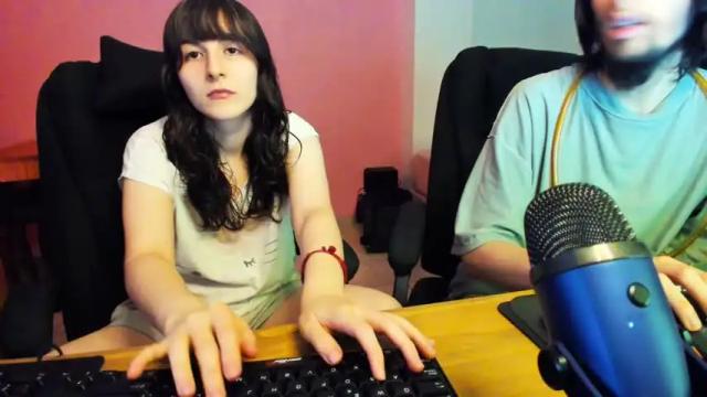 Image 3 of addictcouple2001 Stream on Chaturbate on 13 months ago