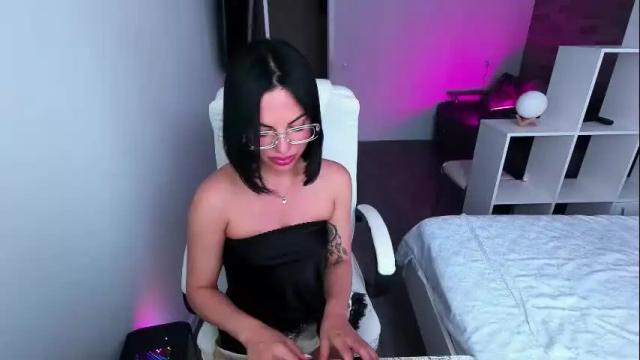 Image 6 of addictedsabi Stream on Chaturbate on 3 months ago