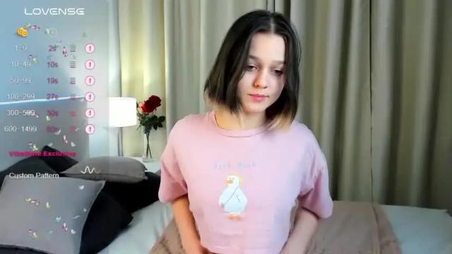 Image 2 of addy_moon Stream on Chaturbate on 12 months ago