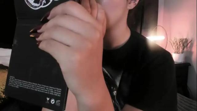 Image 8 of adeelinee Stream on Chaturbate on 1 month ago