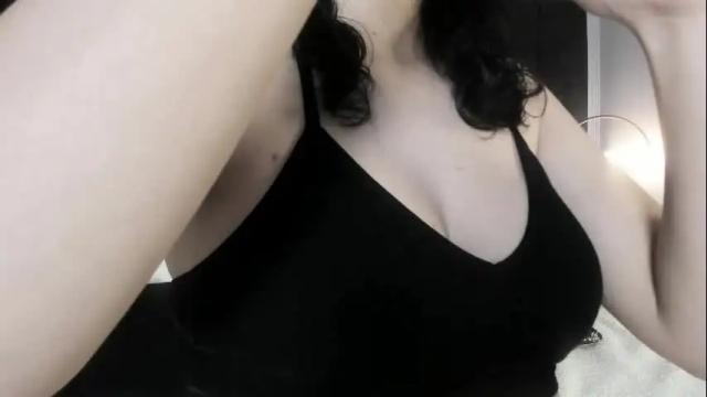 Image 4 of adeelinee Stream on Chaturbate on 1 month ago