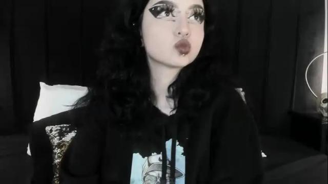 Image 4 of adeelinee Stream on Chaturbate on 1 month ago
