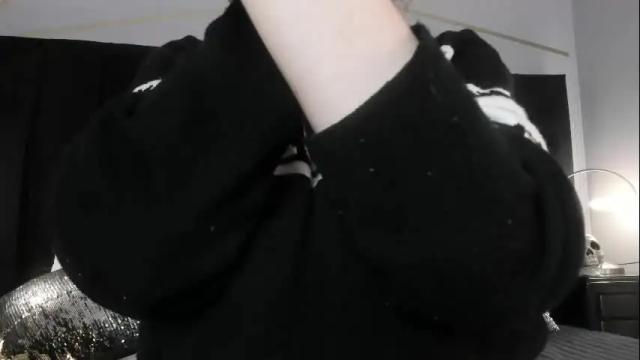 Image 8 of adeelinee Stream on Chaturbate on 1 month ago