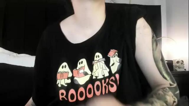 Image 6 of adeelinee Stream on Chaturbate on 27 days ago
