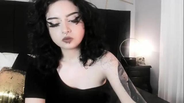 Image 11 of adeelinee Stream on Chaturbate on 24 days ago