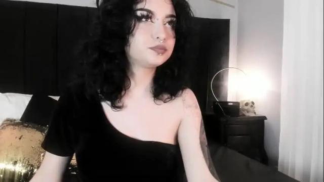 Image 12 of adeelinee Stream on Chaturbate on 24 days ago