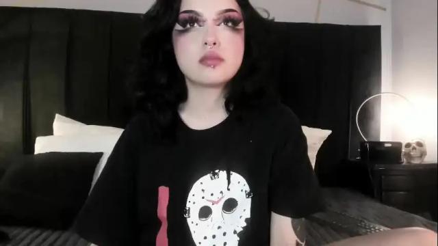 Image 4 of adeelinee Stream on Chaturbate on 21 days ago