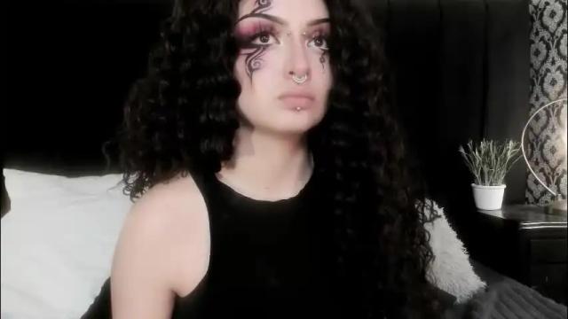 Image 4 of adeelinee Stream on Chaturbate on 2 months ago