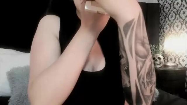 Image 7 of adeelinee Stream on Chaturbate on 1 month ago
