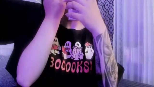 Image 8 of adeelinee Stream on Chaturbate on 1 month ago